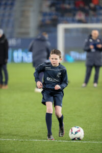 Nos U13 au jeu de la mi-temps lors de SMC VS FC Sochaux Crédit : Damien Deslandes