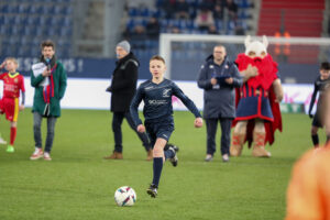 Nos U13 au jeu de la mi-temps lors de SMC VS FC Sochaux Crédit : Damien Deslandes