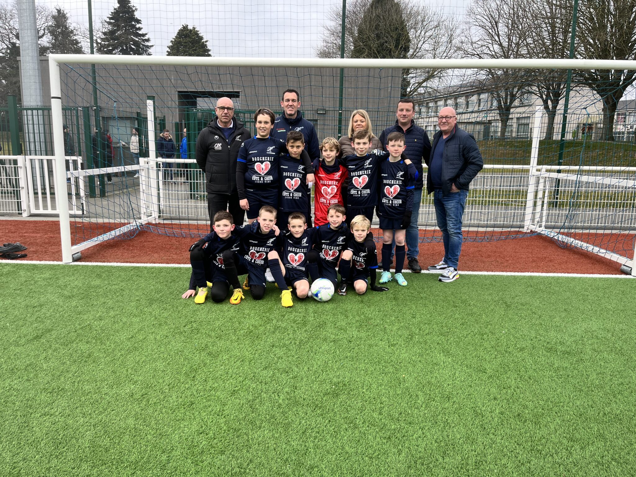 Les nouveaux maillots des U11 de l'AFV